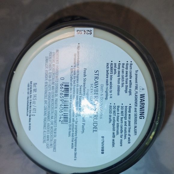 Bath & Body Works Strawberry Strudel 3 Wick Candle NWT - Picture 5 of 5